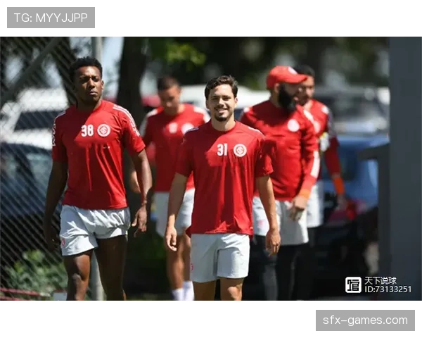 拉菲尼亚比赛阅读能力持续提升，进攻组织表现稳健